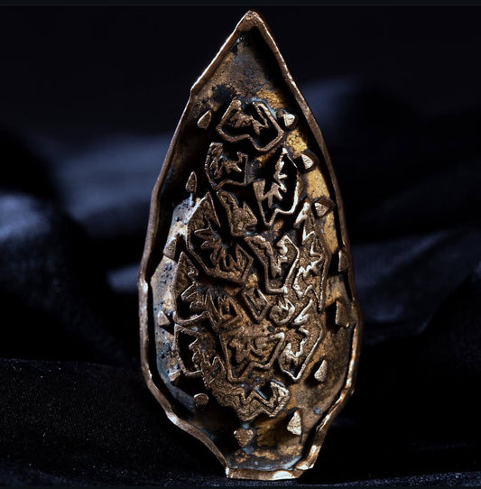 Xelona Sculpted Ring (archive)